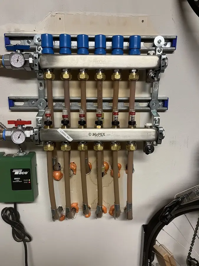 Plumber performing Sink Repair at a residential property in Manila